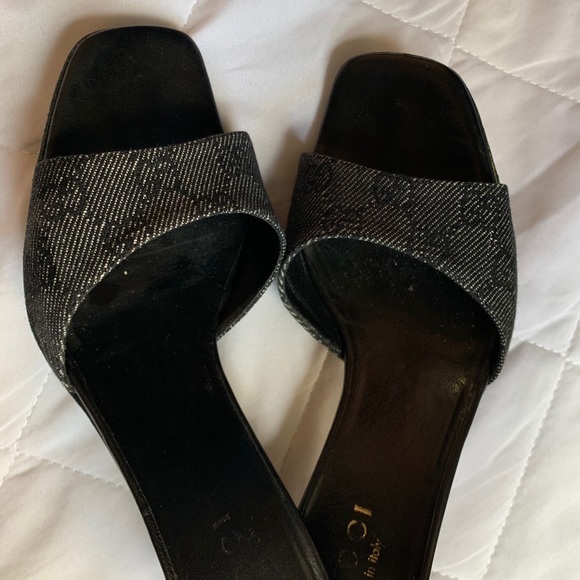 SOLD⚠️ Gucci gg kitten heels - Picture 2 of 7
